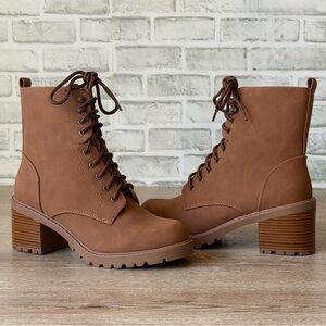 NEW SODA Ruth Ann Brown Lace Up Combat Ankle Boots Block Heel Side Zip 9.5